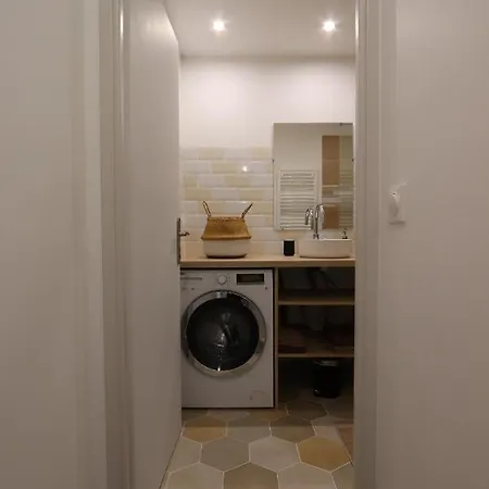 Confort - Climatisation, Parking, Wifi Appartamento *