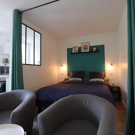 Confort - Climatisation, Parking, Wifi 아파트 그뢰오레방